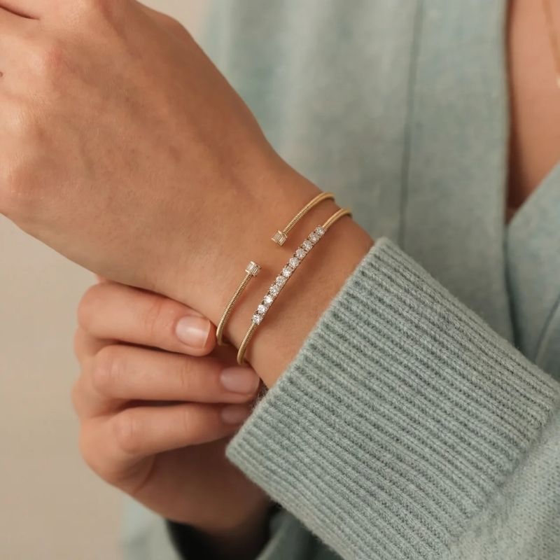 Jewellery You Never Have to Take Off: The 24/7 Wear Guide - Moonela UK