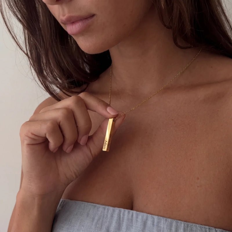 Collar Multi-Nombres - Barra 4 Lados Oro Personalizado