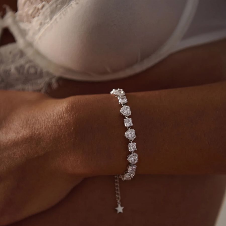Amour Heart Tennis Bracelet