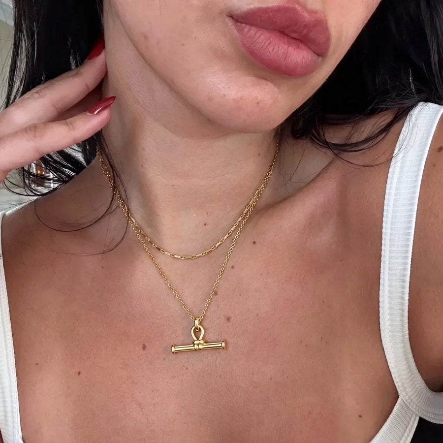 Gold T-Bar Necklace Set