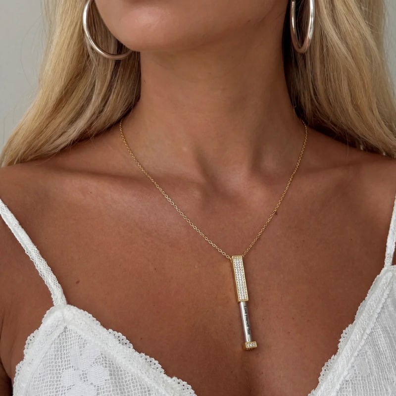 Collar Mensaje Oculto - Barra Grabada Oro